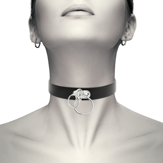 COQUETTE CHIC DESIRE - COLLAR DE DOBLE ANILLA DE CUERO VEGANO