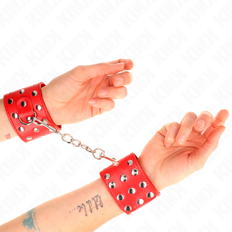 KINK - PUÑOS DE MUÑECA CON CIERRE A PRESIÓN LLENOS DE TACHUELAS ROJAS AJUSTABLES 19-24 CM X 5,5 CM