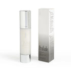Silbertopp glasflasche mit mattiertem finish und minimalistischem etikett für profade feuchtigkeitspflege