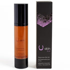 U-skin scar regenerator hautgel in bernsteinfarbener glasflasche mit schwarzem deckel und schwarzer box mit lila geometrischem design