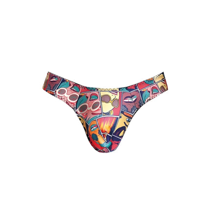 Bunte comics string bikinihose anaïs men mit lebhaften, comicartigen gesichtern und sonnenbrillen in patchworkdesign