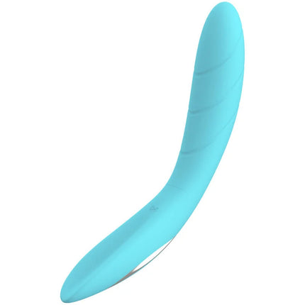 Ein schlanker, hellblauer, flexibler Silikon-Vibrator Armony Elizabeth Blauer mit geschwungener Form und feinen Rillen