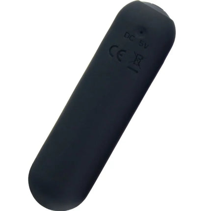 Rückseite einer schwarzen matte silikon-fernbedienung mit dc 6v und ce-markierung für harmony splash joie vibrator bullet