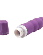 Lila silikon vibrator mit weißer metallbasis und cap mit eingraviertem bush logo b swish bcute classic pearl lilac