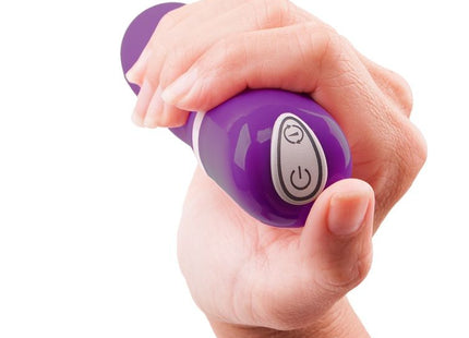 Purple silikon-vibrationsspielzeug b swish bdesired deluxe pearl royal flieder mit glatter glänzender oberfläche und silbernen steuerknöpfen