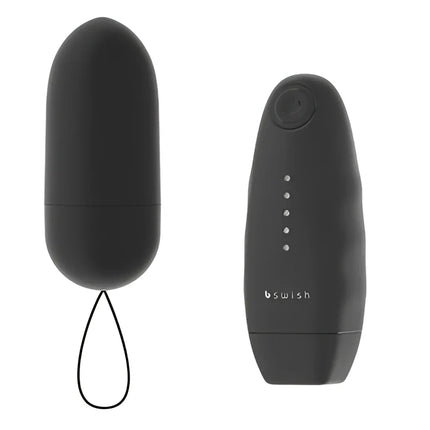 Schwarzer bswish bnaaughty classic unleashed vibrator mit mattem finish und integriertem ladeanschluss von vorne