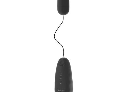 Schwarzer silikon vibrierender bullet von B Swish Bnaughty classic mit schlankem design und dünner verbindung