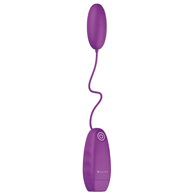 Lila silikon vibrierendes ei mit passender schnur und power-knopf am grund b swish bnaaughty classic vibrierbullet