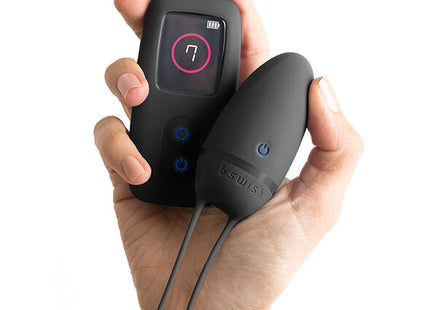 Schwarzes bswish bnaughty premium unleashed ergonomisch geformtes erwachsenenspielzeug mit digital fernbedienung