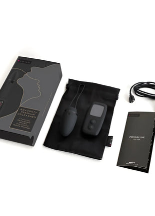 Schwarzes silikon-vibrationsspielzeug b swish bnaughty premium unleashed mit kleinem display und fernbedienung