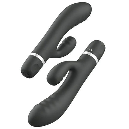 Schwarze silikon rabbit-vibrator von b swish mit silbernem metallband am griff im b wild classic schwarz modell