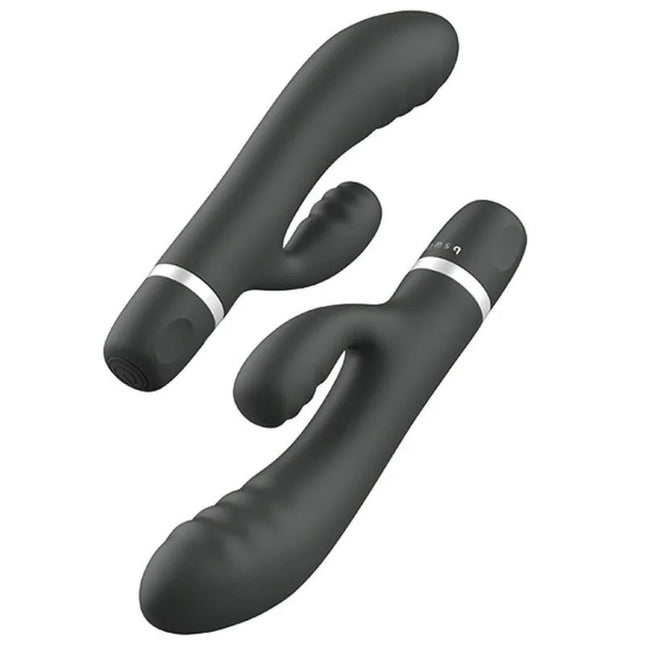 Schwarze silikon rabbit-vibrator von b swish mit silbernem metallband am griff im b wild classic schwarz modell