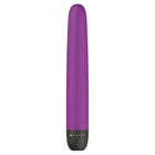 Lila b swish vibrierender massagestab mit matter oberfläche und schwarzer basis für klassischen himbeer spaß