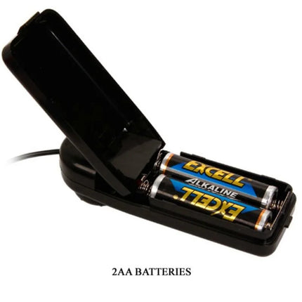Schwarzes plastik-akku-ladegerät mit zwei inserted exell alkalinen aa-batterien für baile penis vibrationsdildo mit realistischer vibration