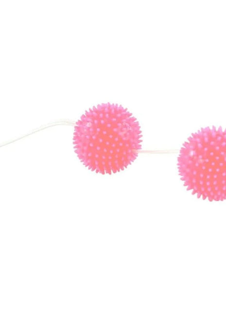 Rosa strukturierte baile kugeln 3,6 cm mit nadelspitzen verbunden durch ein transparentes elastisches band