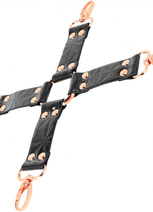 BEGME – Black Edition Hogtie-Verbinder aus veganem Leder & Neopren - Bondage-Set