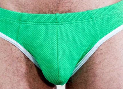 Helle grüne strukturierte badehose burn 022 mit weißem rand für den schwimmsport