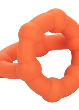 Orange silikon beißring mit segmentiertem ineinandergreifendem design von calexotics alpha all star ring