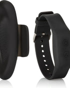 Schwarzes silikon-armband mit integrierten steuerungstasten und geschwungenem stimulatorkopf von calexotics