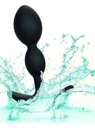 Schwarzer silikon analplug mit gerundetem kopf und verjüngter basis von calexotics boundless 2x teardrop plug