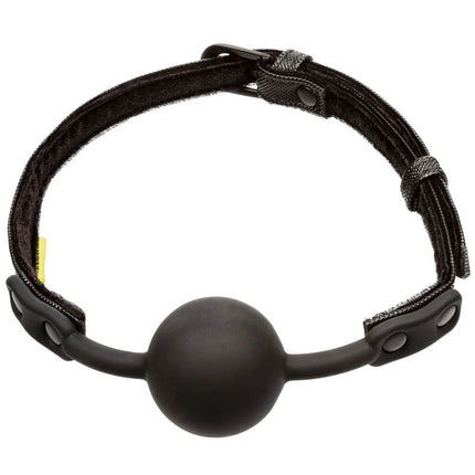 Schwarzer silikonmundknebel mit verstellbarem riemen und metallschnalle von calexotics boundless ballknebel