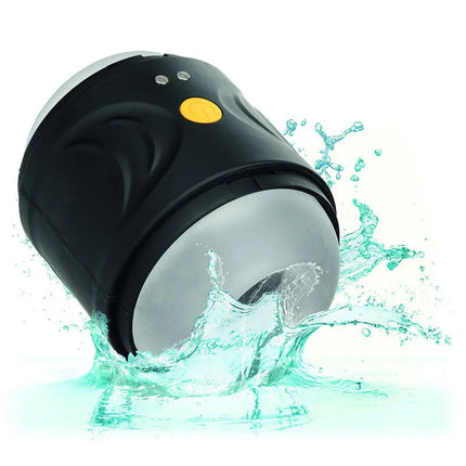 Calexotics boundless dual-motor-stroker schwarze und silberne wasserdichte taschenlampe mit gelbem einschaltknopf