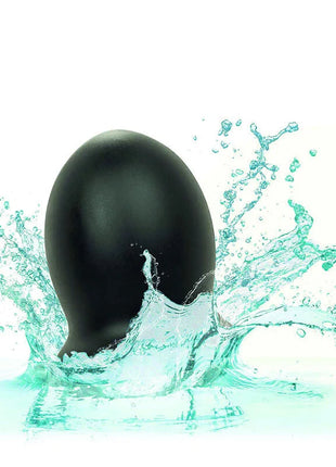 Calexotics boundless FTM stroker reversible 5cm in schwarz mit glatter, glänzender Oberfläche aus Silikon