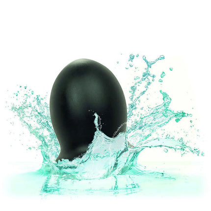 Calexotics boundless FTM stroker reversible 5cm in schwarz mit glatter, glänzender Oberfläche aus Silikon