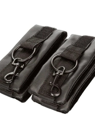 CALEXOTICS - BOUNDLESS HOG TIE - Handschellen