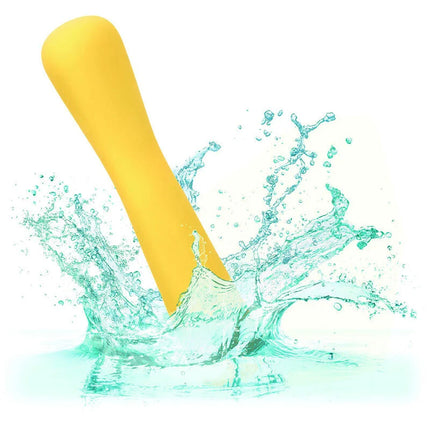 Gelber silikon vibrato wand von calexotics boundless mini-flexiwand für flexible anwendung