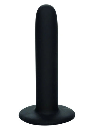 Schwarzer silikon-analplug mit abgerundetem, konischem design und flacher basis aus dem calexotics boundless silikon-pegging-kit