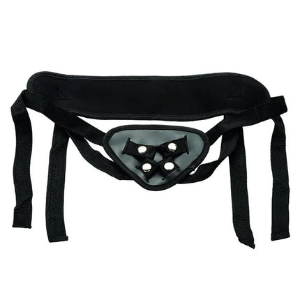Black fabric harness mit zentralem grauem panel, drei verstellbaren schwarzen riemen und weißen kreisförmigen schnallen, calexotics boundless silikon-pegging-kit
