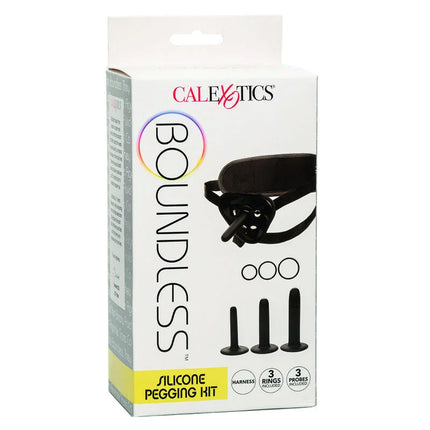 Calexotics boundless silikon-pegging-kit schwarzes silikon bondage-harness und probes set in verpackung