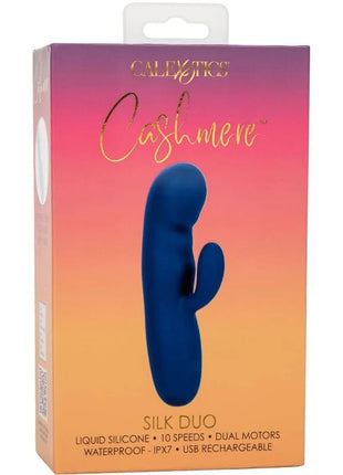 Blauer silikon-seidiger duo-vibrator von calexotics mit zwei motoren und usb-aufladung model cashmere-seiden-duo-blau