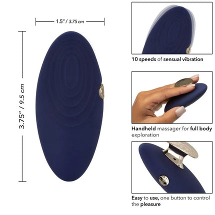 Navyblauer ovaler handmassager mit glatter oberfläche und metallischem steuerknopf von calexotics chic violet stimulator