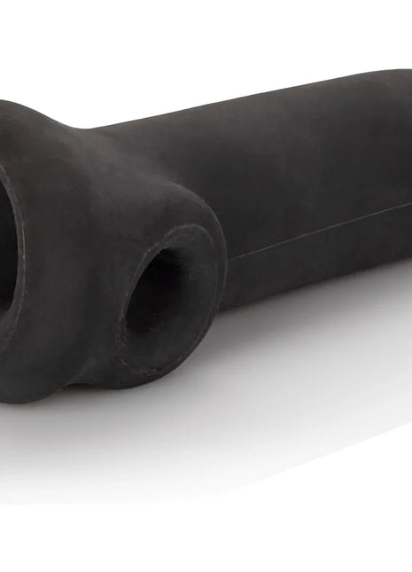 Black gummi zylindrisches masturbator mit zwei runden öffnungen am vorderen Ende von calexotics colt slammer