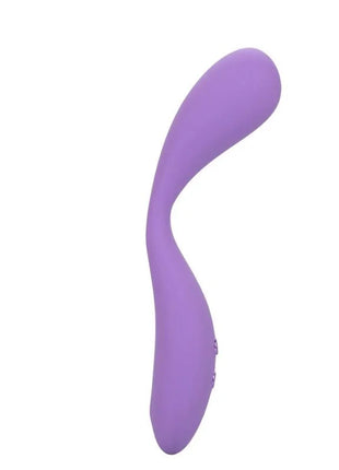 Purpurfarbener silicone vibrator mit gebogenem ergonomischem design von CalExotics Contour Demi Violet