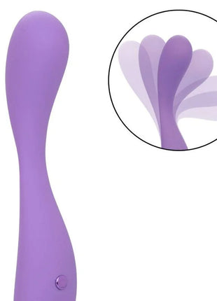 Lila silikon vibratorischer zauberstab mit glattem, gebogenem design und runder taste nahe der basis von calexotics contour demi violet