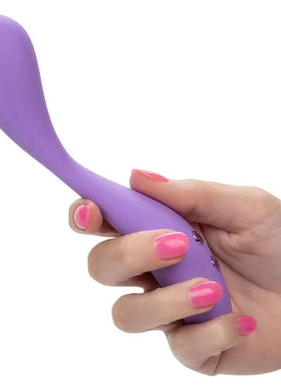 CaleXotics contour demi violet silikonspielzeug in lavendelfarbe mit gebogenem design und drei knöpfen am griff