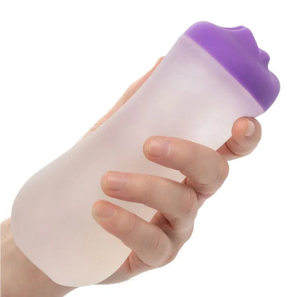 Ein translucent lavendelfarbene silikon-quetschflasche mit lila texturiertem deckel für calexotics deep throat grip