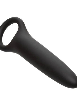 Schwarzer silikon analplug mit glattem, spitz zulaufendem design und integriertem ring von calexotics dilator-trio
