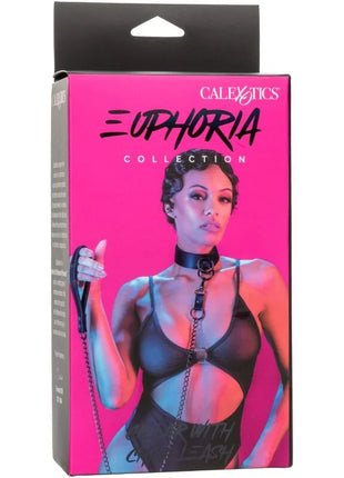 Schwarzes lederhalsband mit kettenleine und metallring aus der euphoria kollektion von calextics