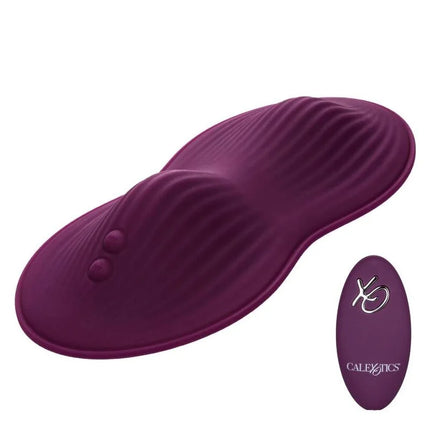 Purple silikon-dildo mit geriffelter oberfläche und zwei steuerknöpfen mit passender fernbedienung von calexotics