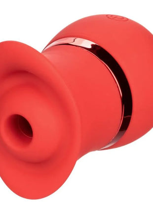 Vibrantes rotes silikon-saugspielzeug mit schlankem metallaccent aus dem calexotics french kiss suck and play set