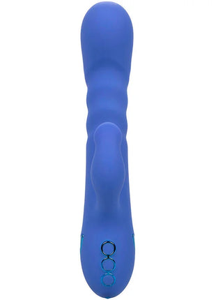 Blauer silikon vibrator und sauger von calexotics la love vibrator mit drei runden steuerungstasten am fuß