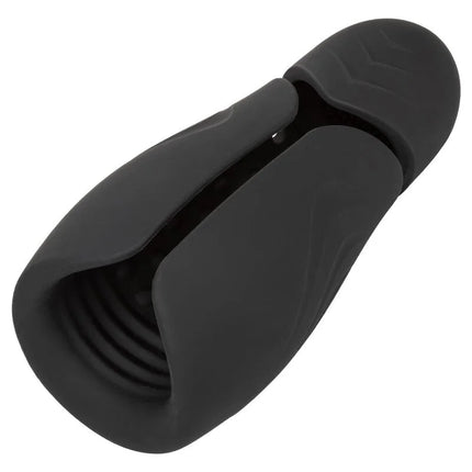 Schwarzer silikon cockring mit glattem, konturiertem design und strukturierten inneren rillen von calexotics masturbator elite pro stroker