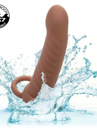 Tanfarbenes silikon-doppelpenetrator adultspielzeug von calexotics mit ringbasis und ipx7 wasserdichtigkeit