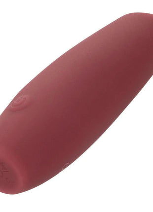 Calexotics mod tilt stimulator rot ein schlanker matt rosaroter silikonvibrator mit glatter ovaler form und dezenten tasten