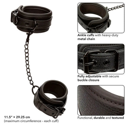 Schwarze verstellbare leder fussmanschetten von CalExotics mit robustem metallkettenglied und sicherer schnalle
