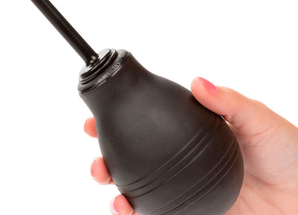 Schwarze gummiball-analdusche mit langem, schlankem düsenaufsatz von calexotics für eine richtungsweisende reinigung